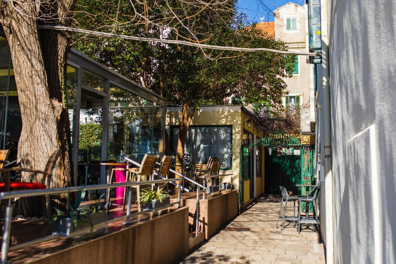 דירות שיבניק Glicinia מראה חיצוני תמונה